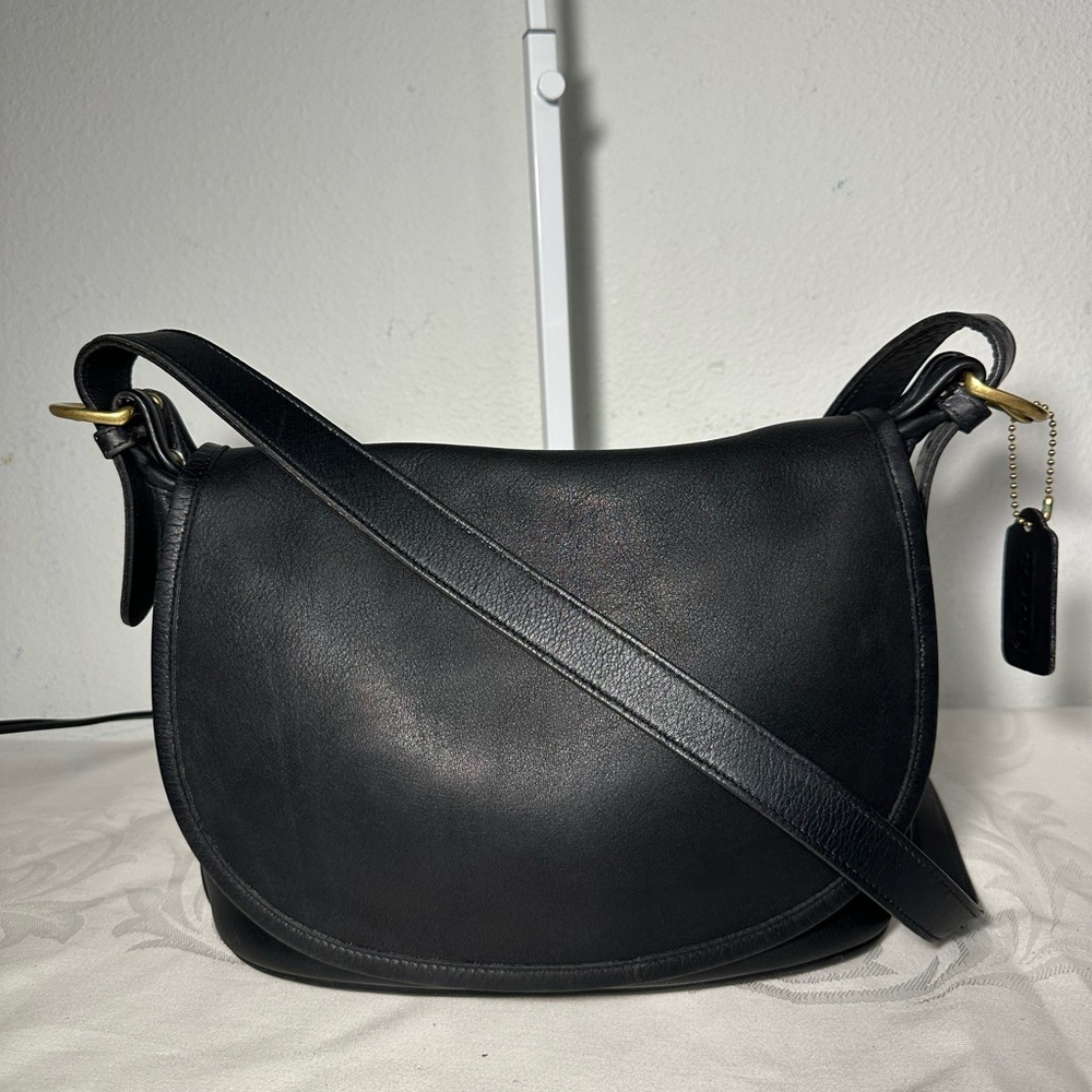 Authentic Coach Vintage Fletcher 4150 Black Shoulder Bag Gold Hardware